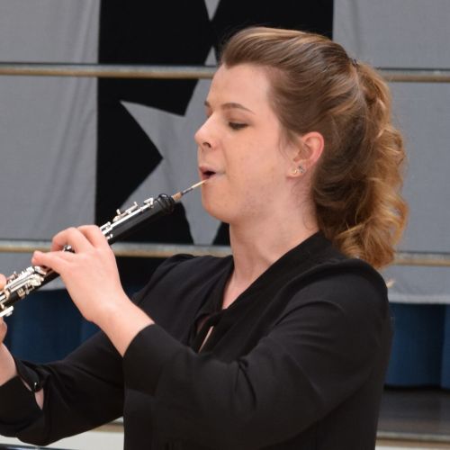 Schmid, Leana