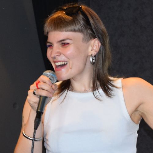 Jacomet, Chiara